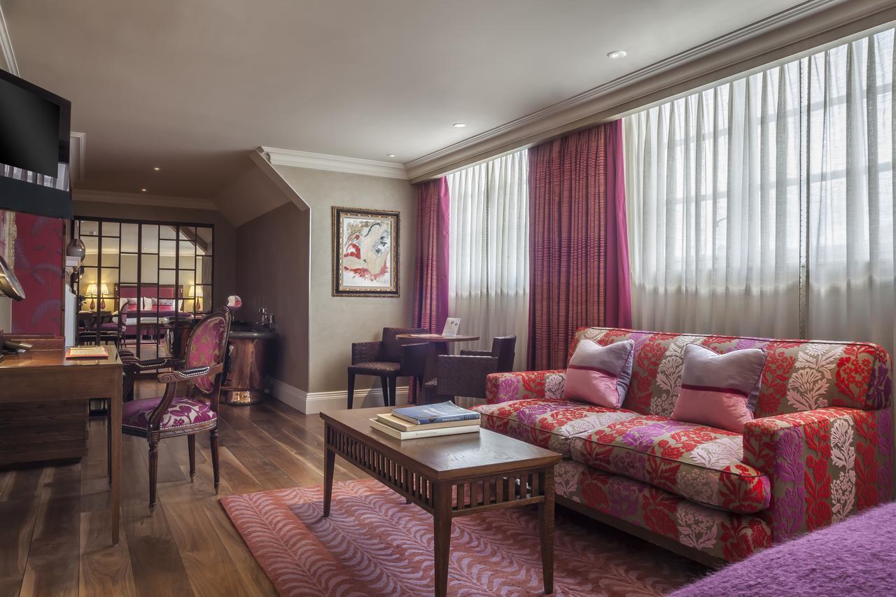 罗斯特里盯酒店 雷丁 外观 照片 A suite at the Mandarin Oriental London
