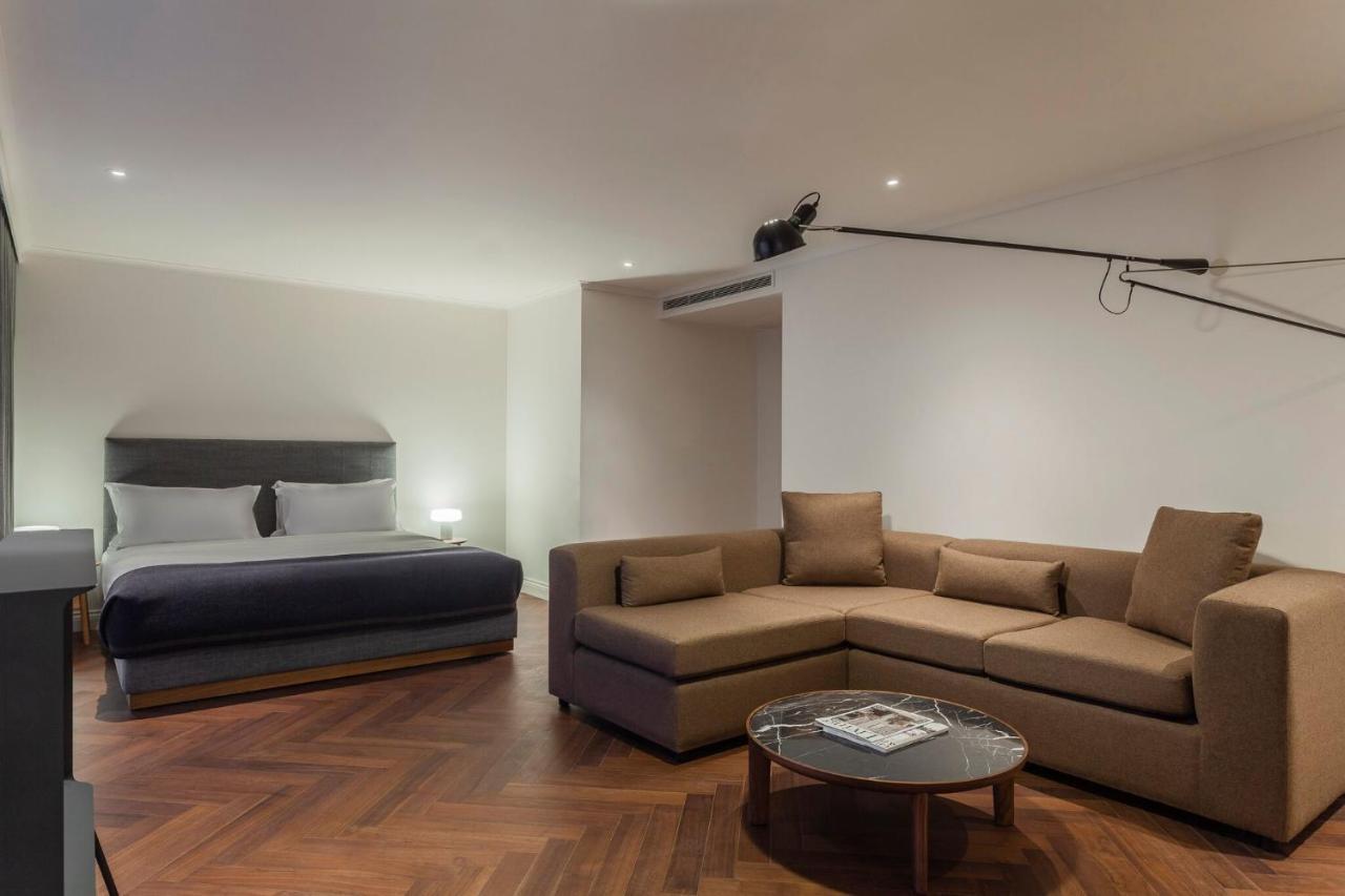 罗斯特里盯酒店 雷丁 外观 照片 A suite at the hotel